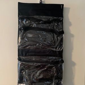 Hanging Travel Bag